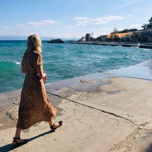 Meet your Posher, Agnes